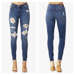 Judy Blue‎ Jeans 22W Plus Distressed Lace Skinny Mid Rise Denim Stretch JB8463